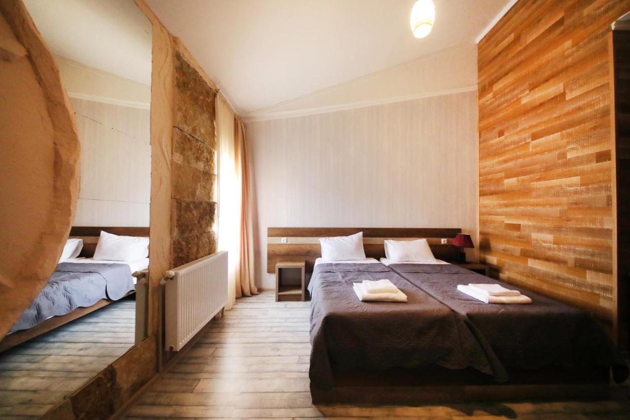 Hotel Tamari Kutaisi Exteriör bild