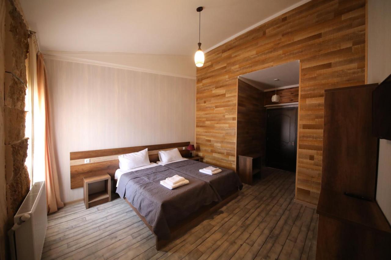 Hotel Tamari Kutaisi Exteriör bild